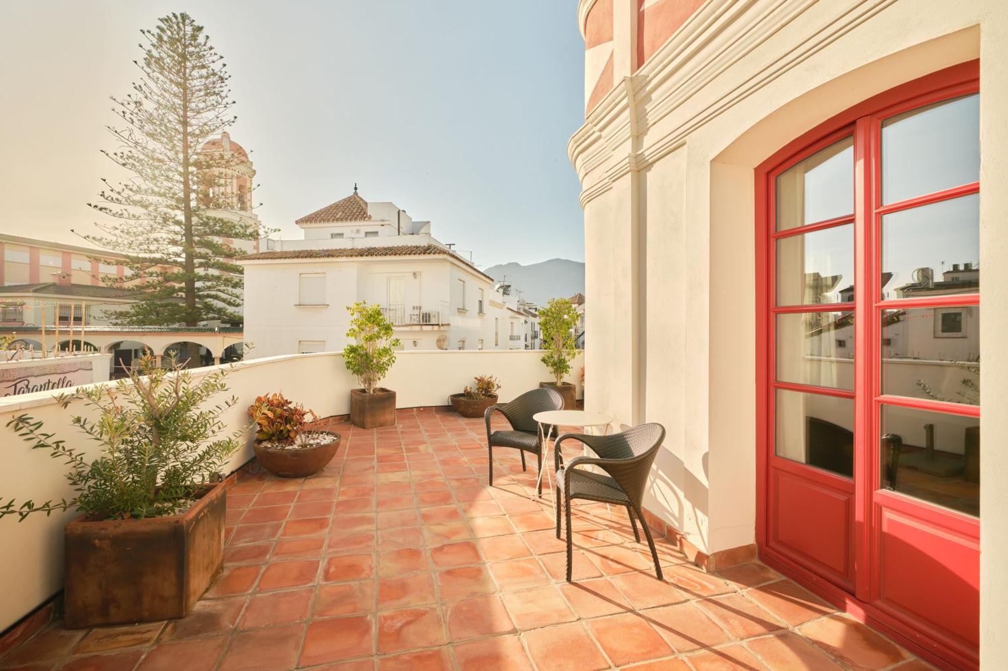 Hotel El Pilar Andalucia Estepona Luaran gambar